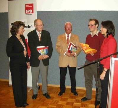 von links: Ute Vogt, Gerd Schmied, Rolf Thiesbrummel, Fabian Wunderlich und Rita Schwarzelühr-Sutter
